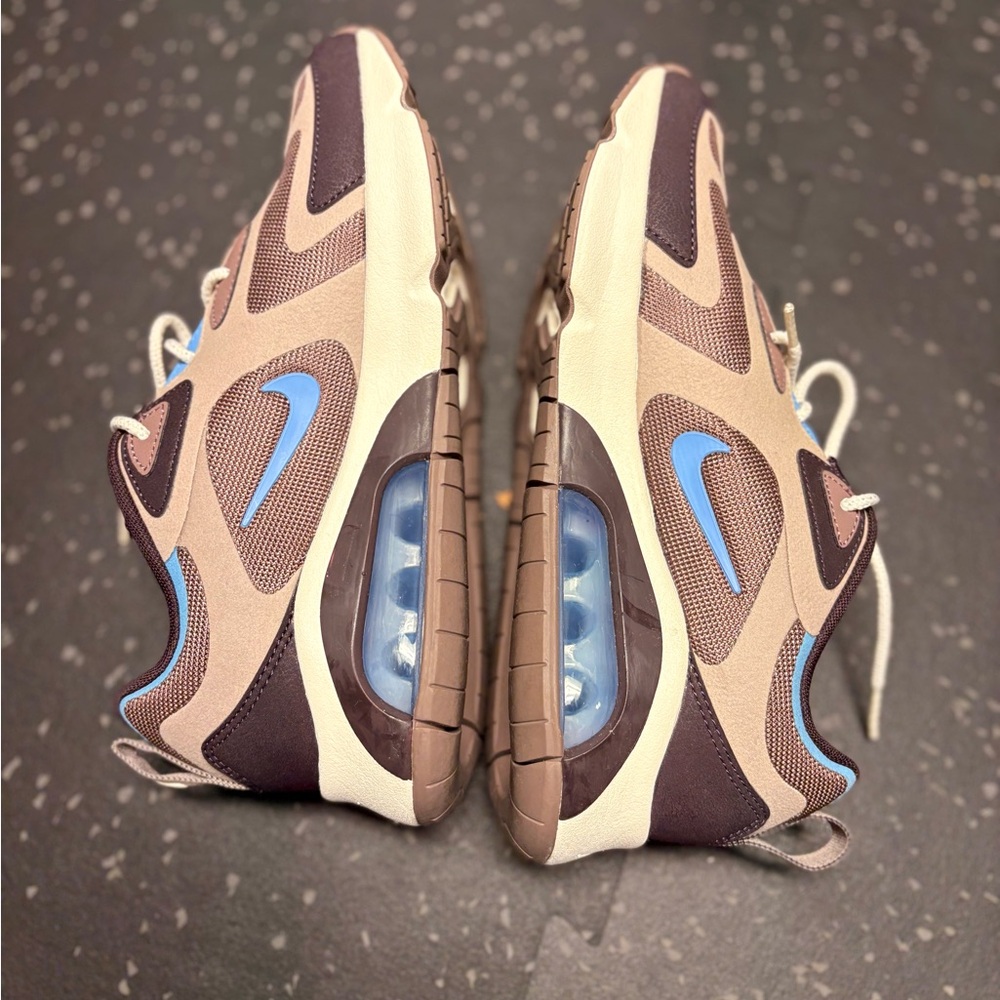 Nike Women’s Sneakers - Brown and Blue - Picture 3 of 7